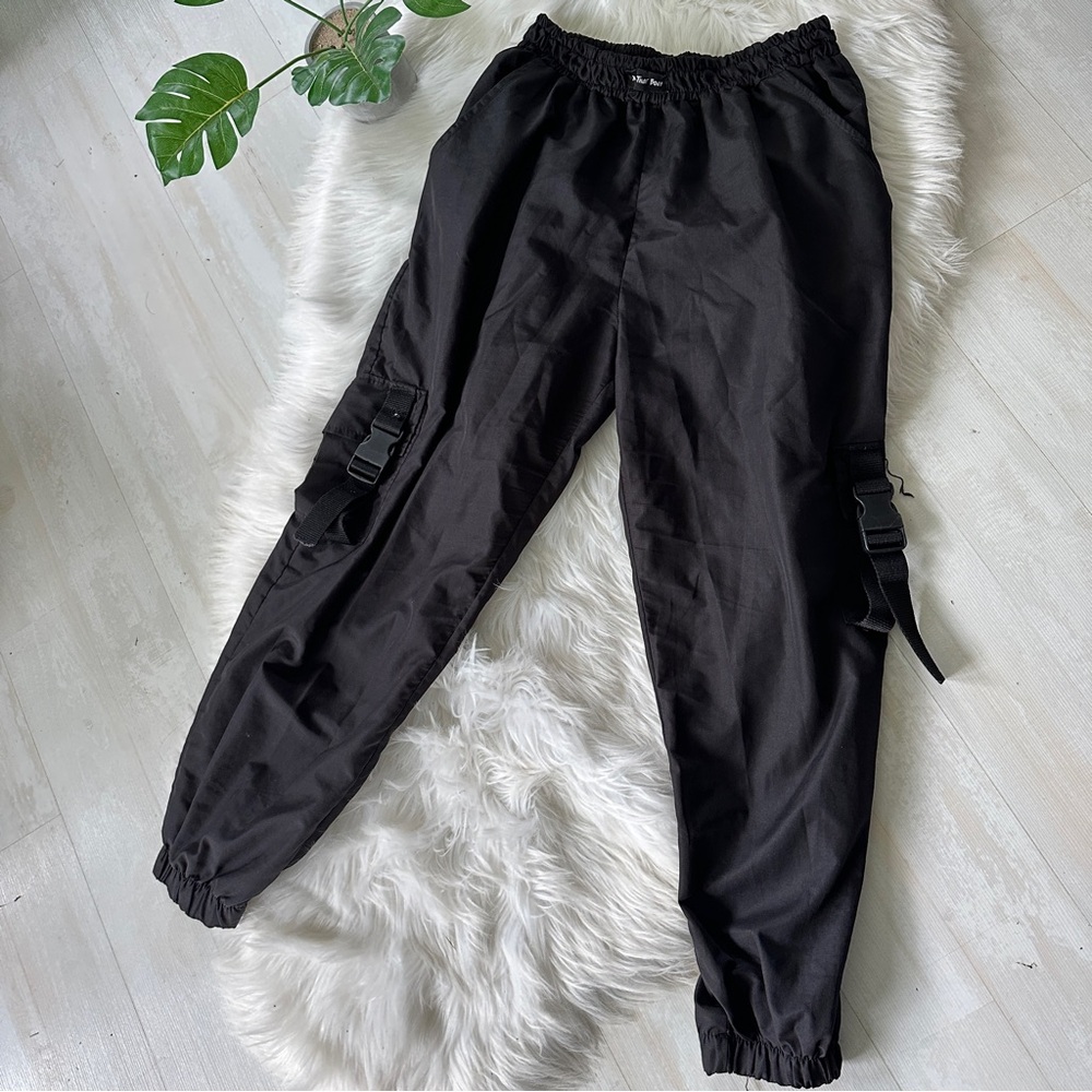 Rock That Body Parachute Cargo Pull-On Pants, L
